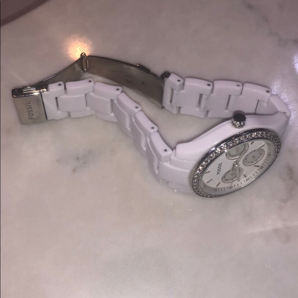 Fossil Watch - Picture 3 of 3